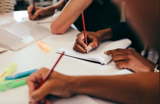 Rédaction collective inspirée de Thèsez-vous?